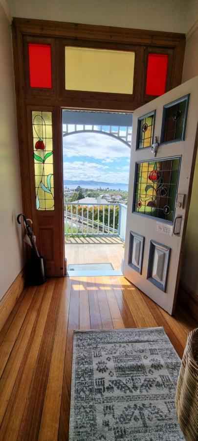 Hill House - Charming Home, Stunning Views Close To *